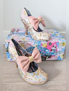 NIB Irregular Choice Windsor Pink Gold Brocade Mary Jane Bow High Heel Pumps 37